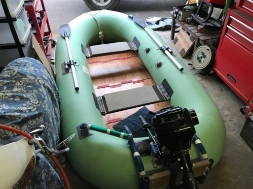 Achillesゴムボート船外機付き