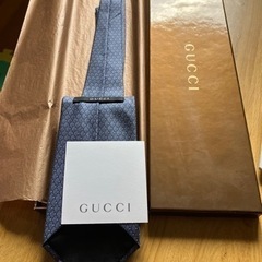 未使用　GUCCIネクタイ　箱付きの画像