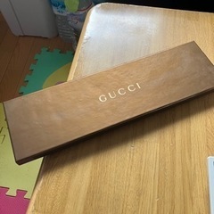 未使用　GUCCIネクタイ　箱付き