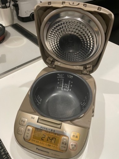 PanasonicパナソニックＩＨ炊飯器 ＳＲ−ＨＶＥ１０５０
