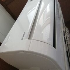 エアコン工事は安心の電気工事士にお任せ♪！大型4.0ｋ14畳！広いリビングなど！希少な100V電源！工事付き！保証付き！配送込！取り外し無料！エリア限定 エアコン工事は安心の電気工事士にお任せ！大型4.0k14畳！広い