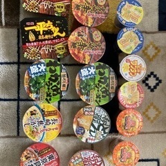 カップ麺　　16個