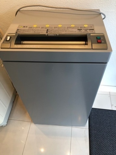 最終値下げ！アコブランズジャパン社製　業務用シュレッダー