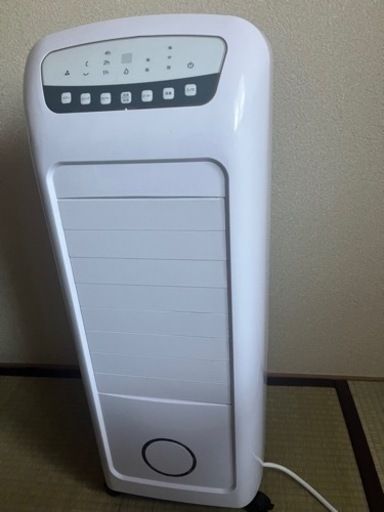 電気エアコン（冷風と暖房）