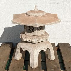 4本足　六角雪見灯籠　石灯籠　燈籠　灯篭　庭石　庭園　庭置物　石...