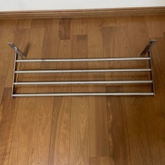【無料】IKEA 壁に取り付ける棚 ステンレス製