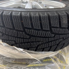 【美品】13インチ　スタッドレスホイール付き　タイヤ　４本の画像