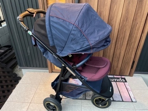 アップリカ　スムーヴ　スマートブレーキ　新生児〜