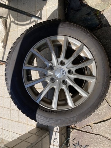 スタッドレスタイヤホイールセット4本185/65r15 2019