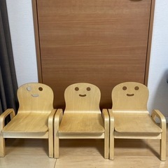キコリの小イス3脚セット　ヤトミ　木製ベビーチェアー