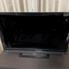 TOSHIBAテレビ 32インチ　2017年製の画像