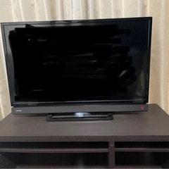 TOSHIBAテレビ 32インチ　2017年製