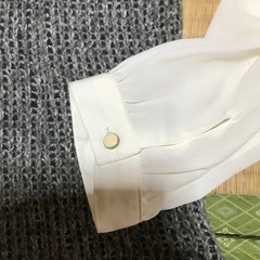 入園式にも♪ブラウス×ニットビジューで可愛いトップス♪の画像
