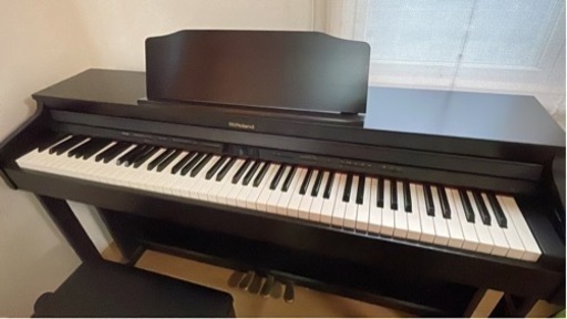Roland 電子ピアノHP601  値下げしました‼︎
