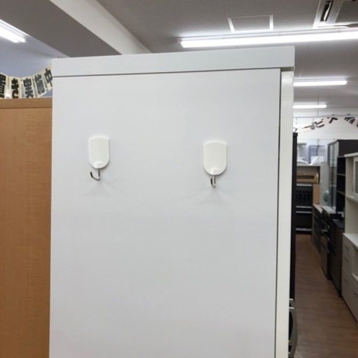 2枚扉食器棚売ります！