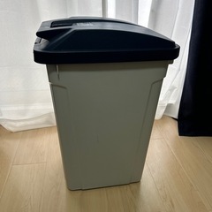 45ℓゴミ箱の画像