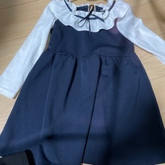 ネイビーワンピースの画像