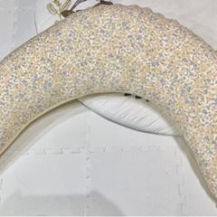 【値段相談可能】妊婦 抱き枕 カバー2枚付属！（1枚新品) 授乳...