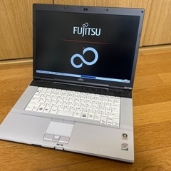 FUJITSU FMV-E8270 primeOS Android chromebook googleの画像