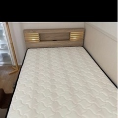 セミダブルベットの画像