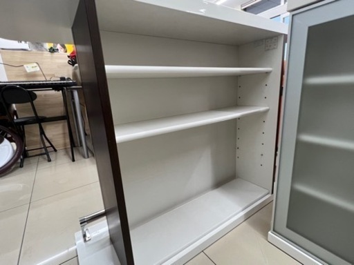 HJ336【中古】カウンターテーブル 食器棚 収納付き 椅子2脚セット