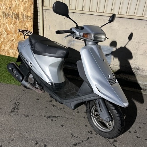 話し中　アドレスV100 CE13A 売ります　バッテリー交換しました　比較的綺麗です。