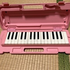 ピアニカ　ピンク