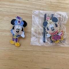 ディズニー　ブローチ