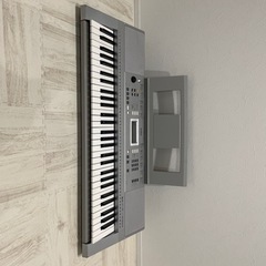 電子ピアノ