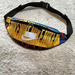 決まりました。NIKEヒップバッグ　