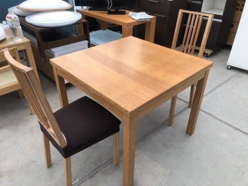 IKEA スライド伸縮式ダイニングテーブルセット 椅子2脚 テーブルサイズ90cm×90cm×75cm