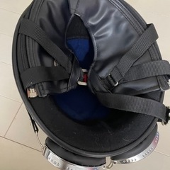 スヌーピーヘルメットの画像