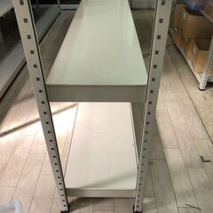 スチールラックのキタジマの軽中量ラック 幅180×奥行45×高さ210cm 5段 が２セット 商品の保管・陳列に使えるの画像