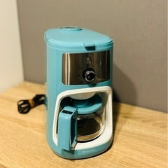 [美品] 豆を挽き全自動コーヒーメーカー の画像