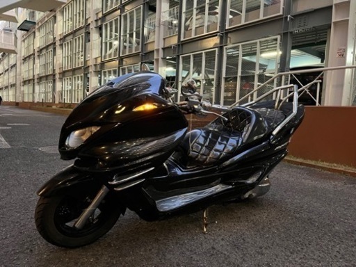 【YAMAHAマジェスティーc】オールブラックフルカスタム　LEDスピーカー4発