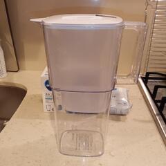 ブリタ浄水器　カートリッジ5本付き