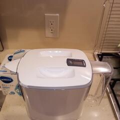 ブリタ浄水器　カートリッジ5本付きの画像