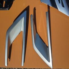 新型デリカD5(Ｐ型)のフロントグリル類　の画像