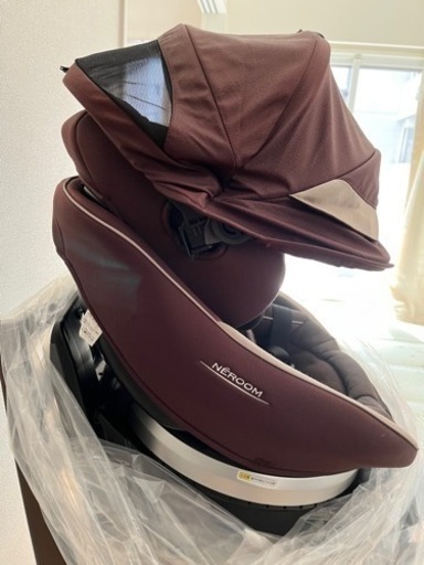 combi isofixチャイルドシート　０-4歳