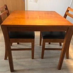 天然木の2人用ダイニングセット