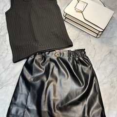 ショルダーネック　レザースカート　セット