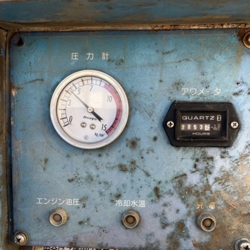 エンジンコンプレッサー　EC20 コマツ