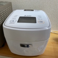 三菱　炊飯器