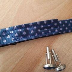 蝶ネクタイ、カフス、チーフ　まとめての画像