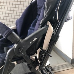コンビー　ベイビーカーの画像