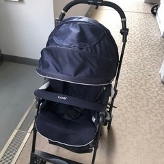コンビー　ベイビーカーの画像
