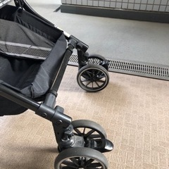 コンビー　ベイビーカーの画像