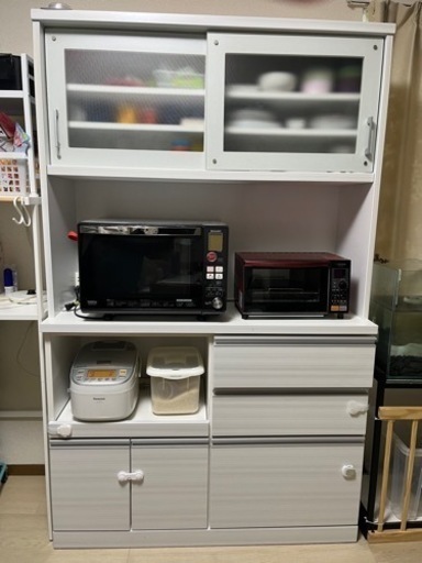 食器棚