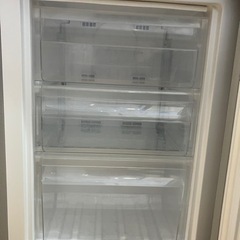 4/6 値下げ! 231L 冷蔵庫　IRISOHYAMA アイリスオーヤマ　2020年製　IRSN-23A  No. 7542 