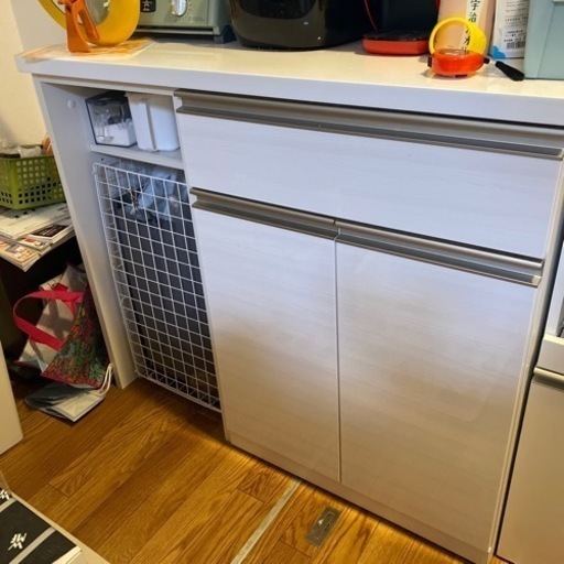 美品　カップボード　値下げしました。